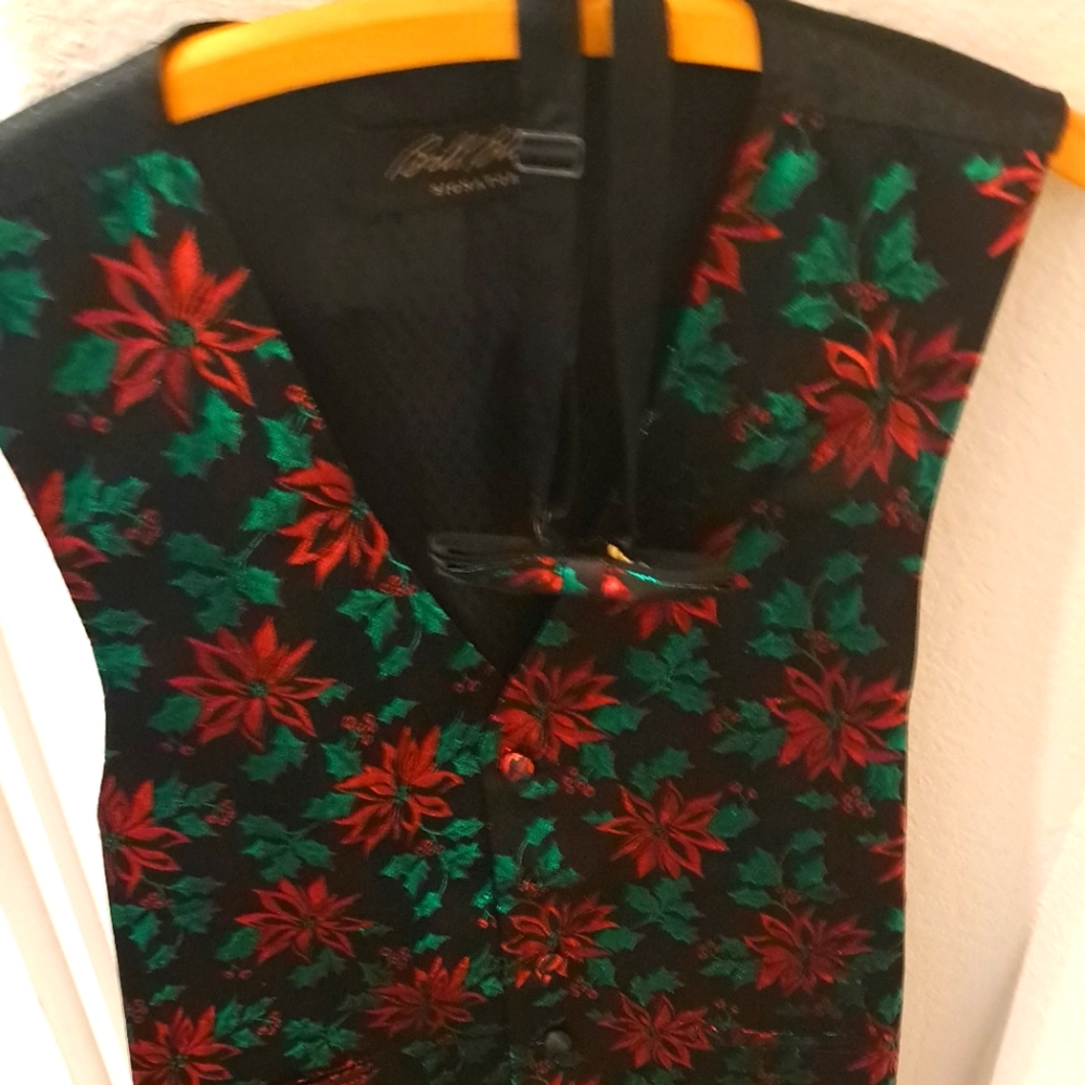 Bill Blass Festive Floral Vest - Red and Green
